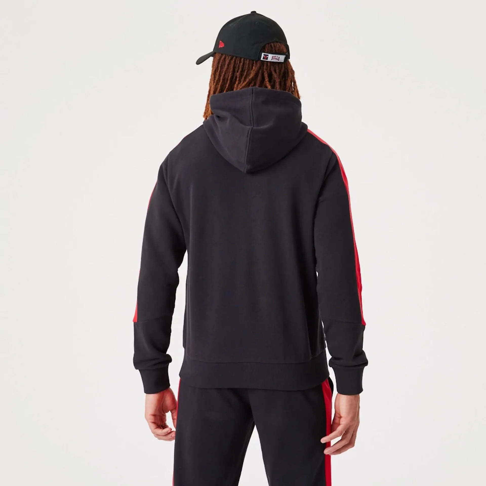 Sudadera New Era Chicago Bulls NBA Script Negro